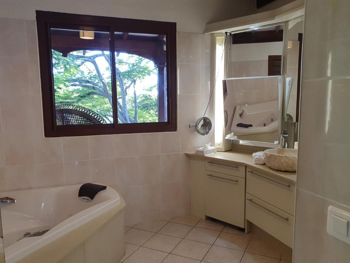 Chambre D'Hotes "Villa Rayon Vert" Deshaies Eksteriør billede